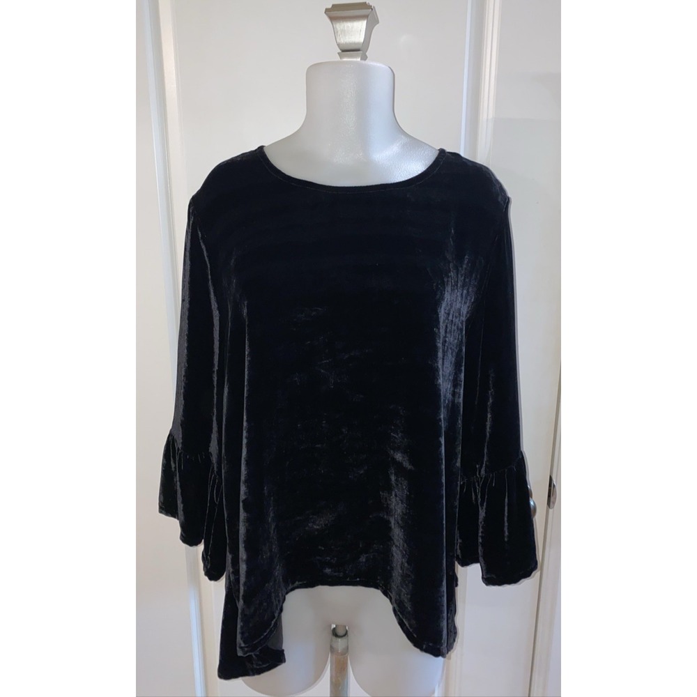 Bryn Walker Fran Black Velvet Top Ruffle Sleeves Viscose Silk Boho Size Medium‎